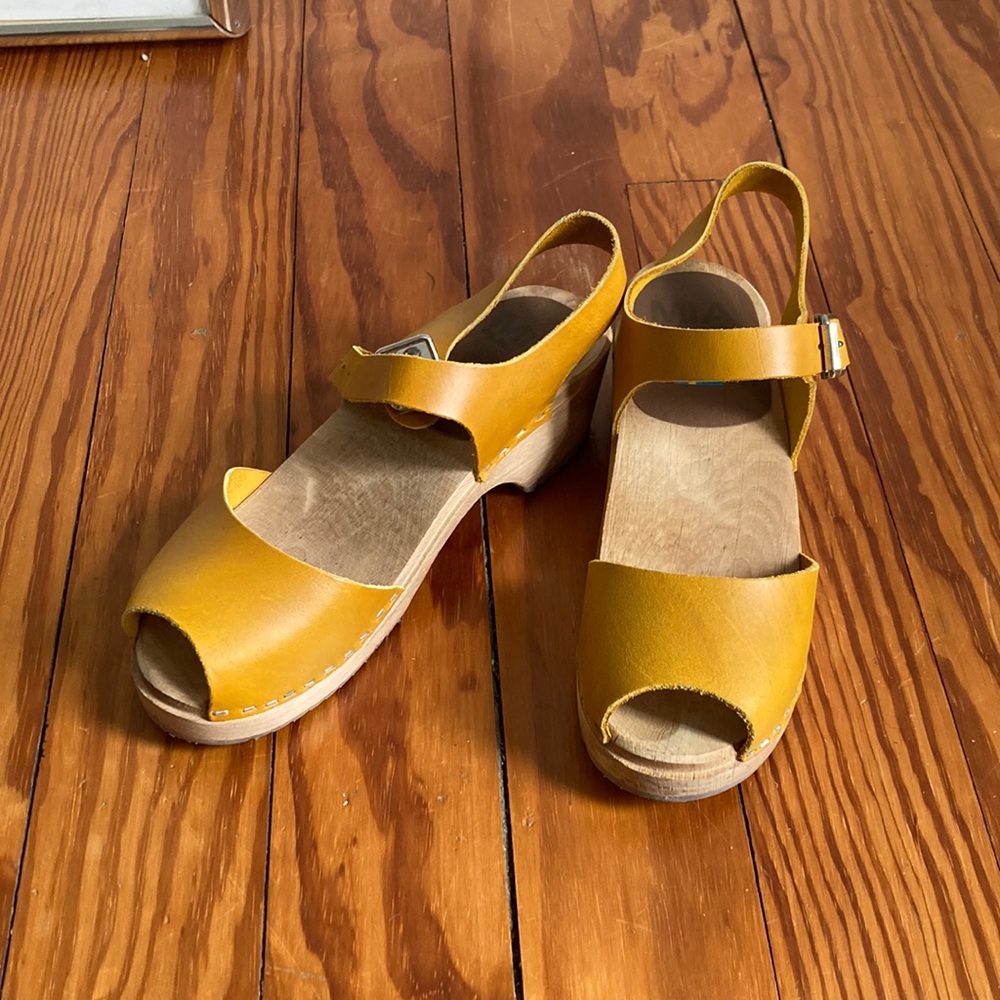 Swedish clogs sandals